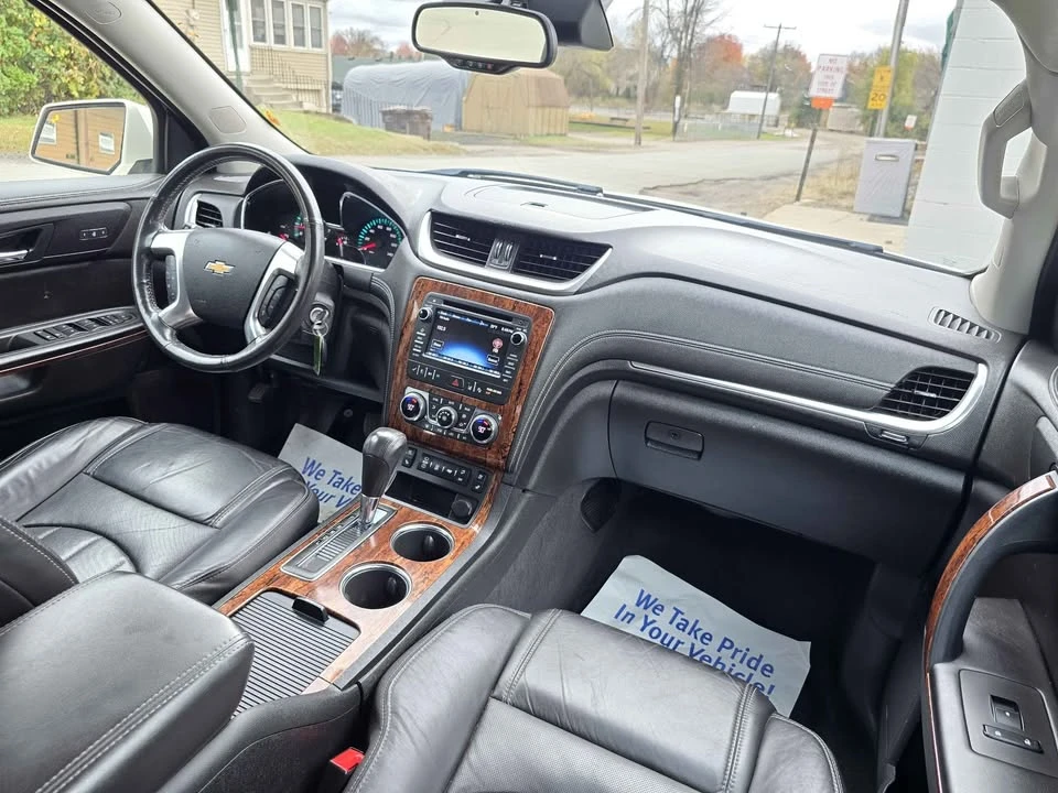 2014 Chevrolet Traverse - Image 10 of 13