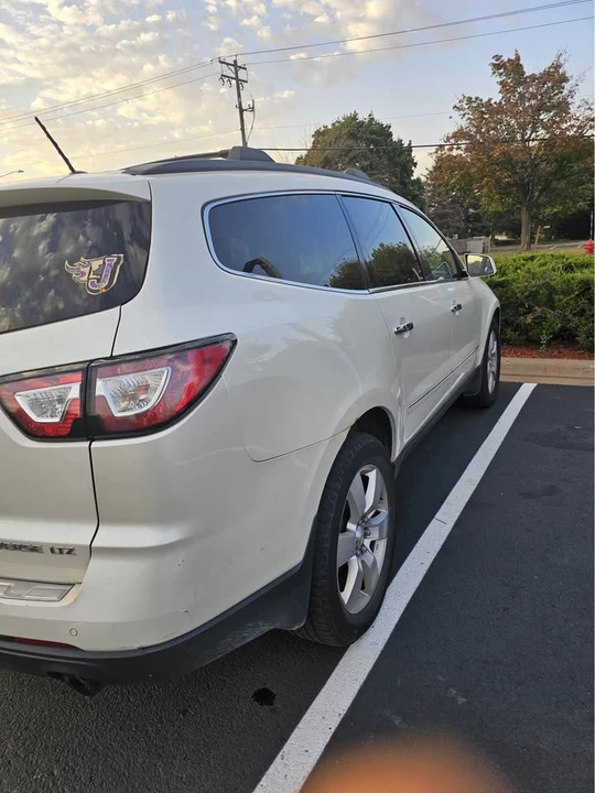 2014 Chevrolet Traverse - Image 8 of 8