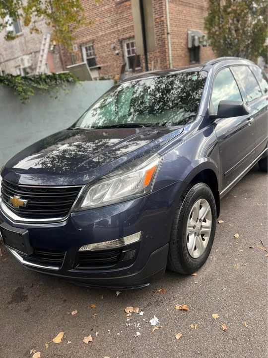 2014 Chevrolet Traverse - Image 6 of 7