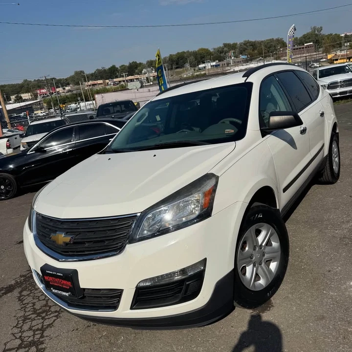 2014 Chevrolet Traverse - Image 4 of 17