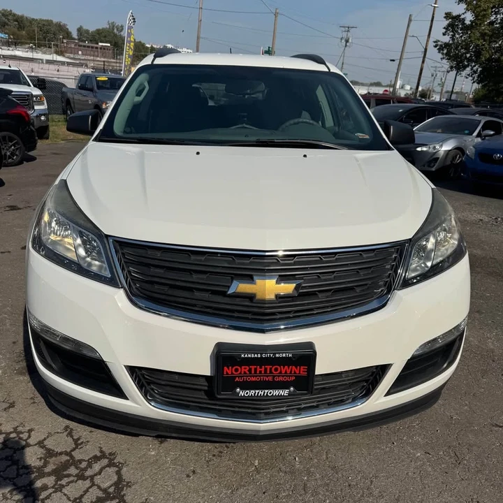 2014 Chevrolet Traverse - Image 9 of 17