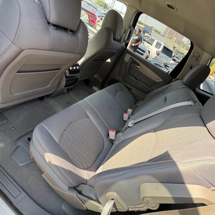 2014 Chevrolet Traverse - Image 12 of 17