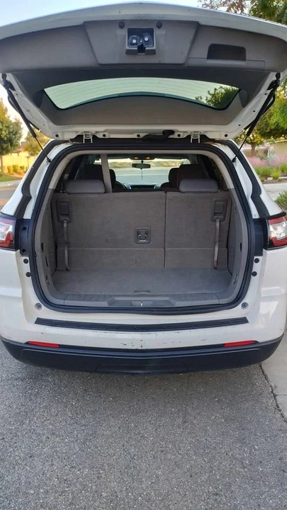 2014 Chevrolet Traverse - Image 8 of 12