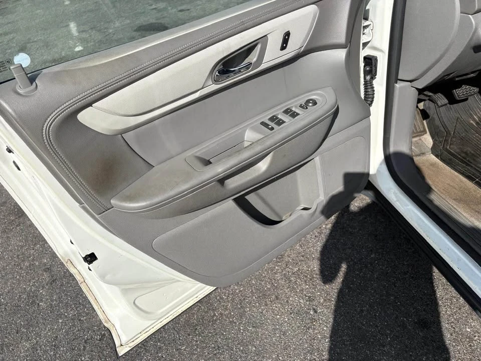 2014 Chevrolet Traverse - Image 10 of 11