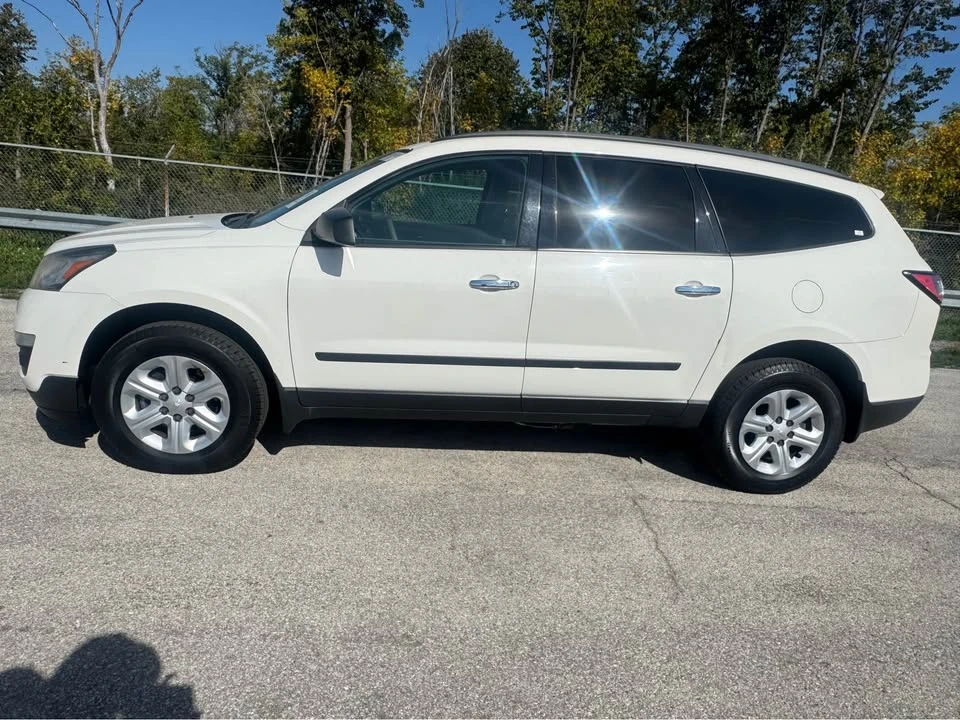 2014 Chevrolet Traverse - Image 3 of 12