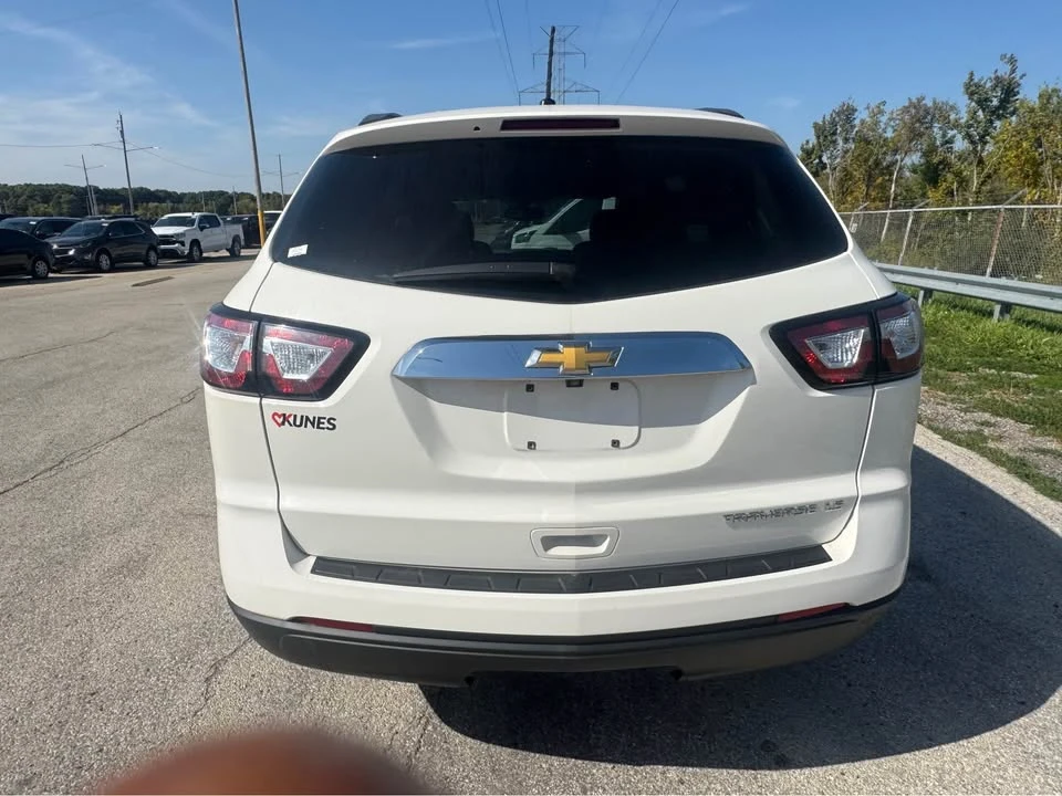 2014 Chevrolet Traverse - Image 7 of 12