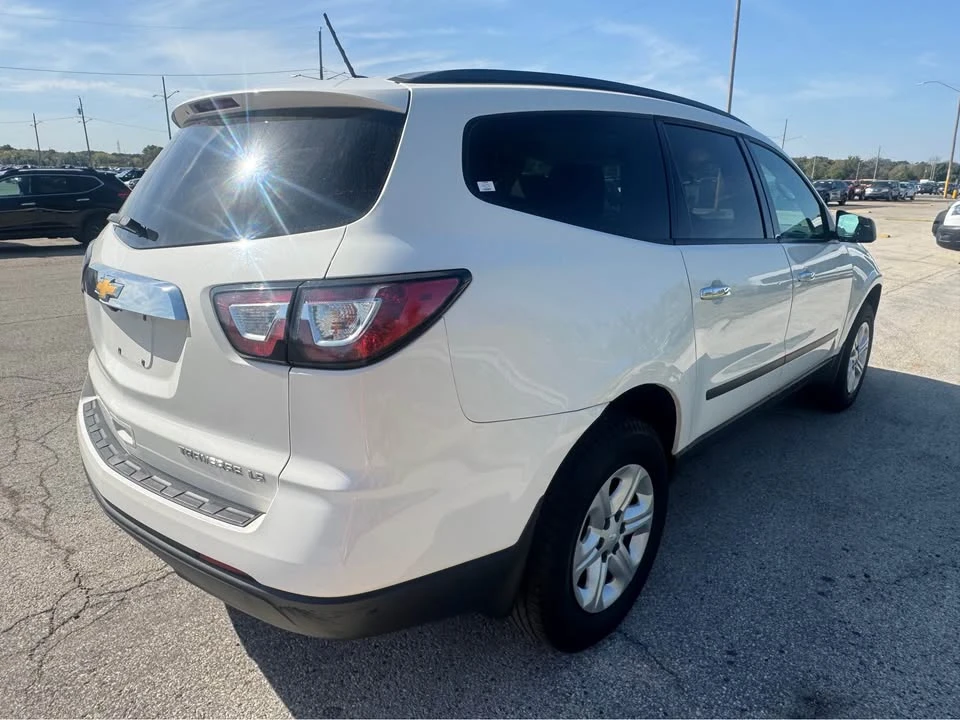2014 Chevrolet Traverse - Image 8 of 12