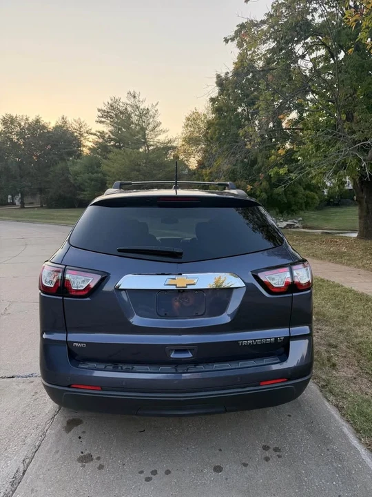 2014 Chevrolet Traverse - Image 5 of 9