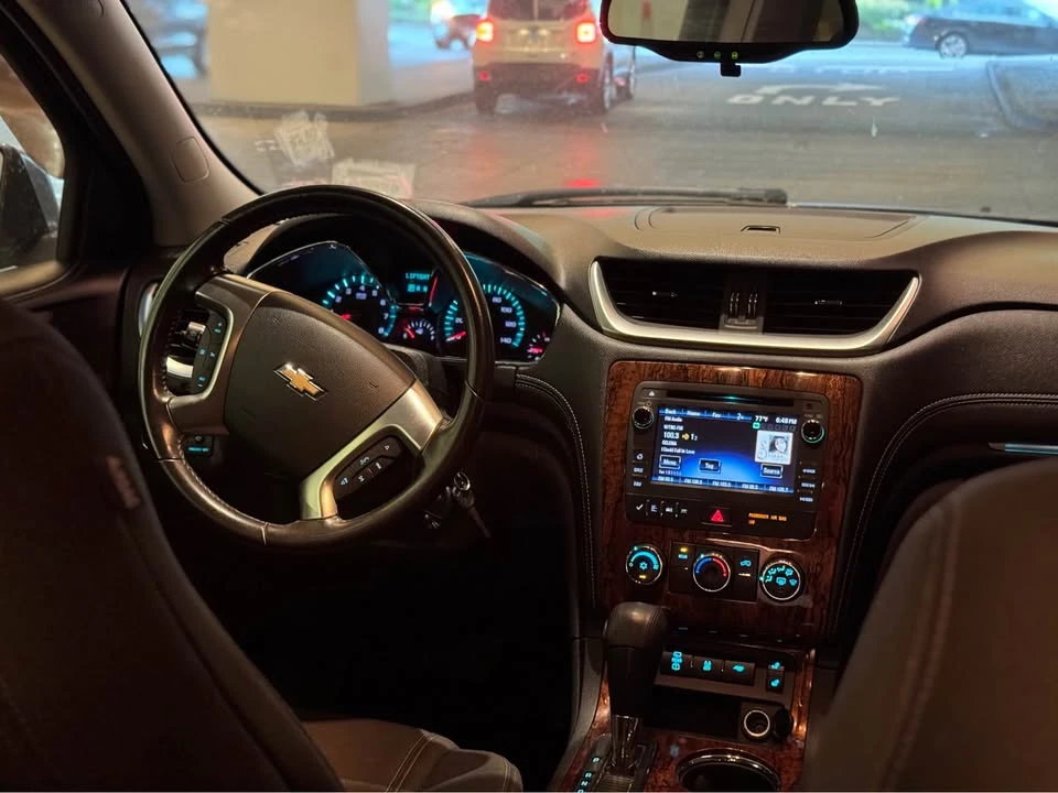 2014 Chevrolet Traverse - Image 8 of 19