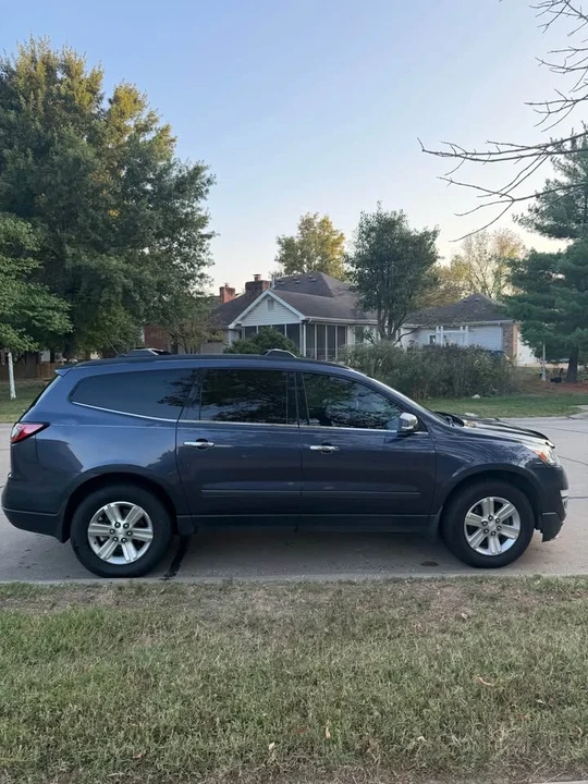 2014 Chevrolet Traverse - Image 3 of 9