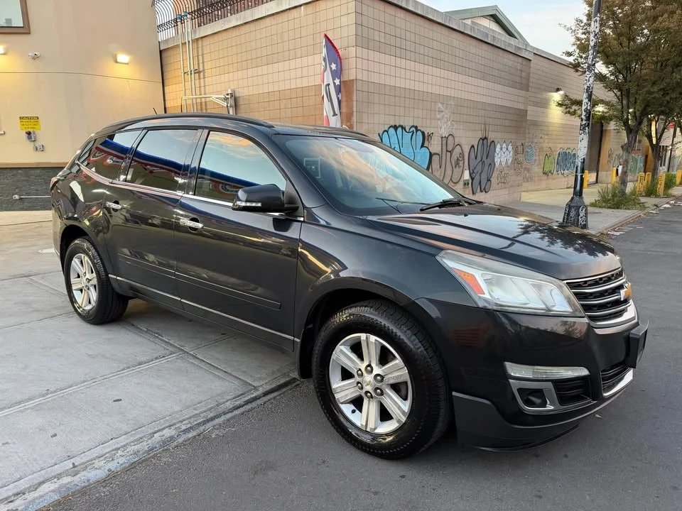 2014 Chevrolet Traverse - Image 4 of 11