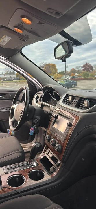 2014 Chevrolet Traverse - Image 14 of 16
