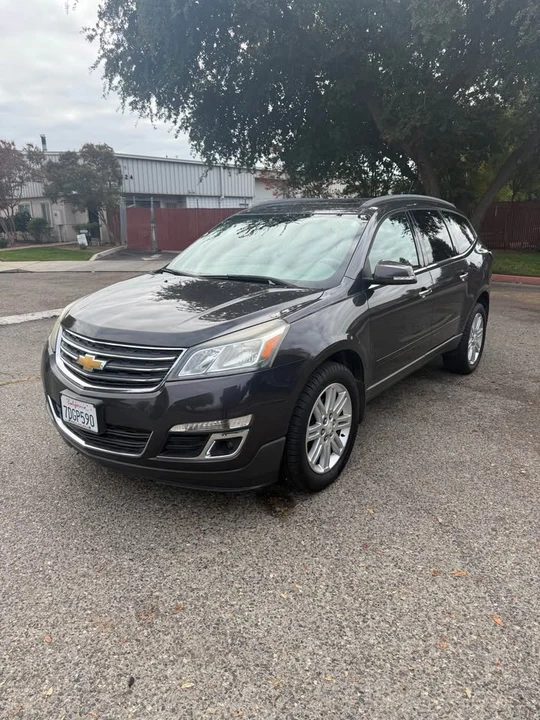 2014 Chevrolet Traverse - Image 2 of 10