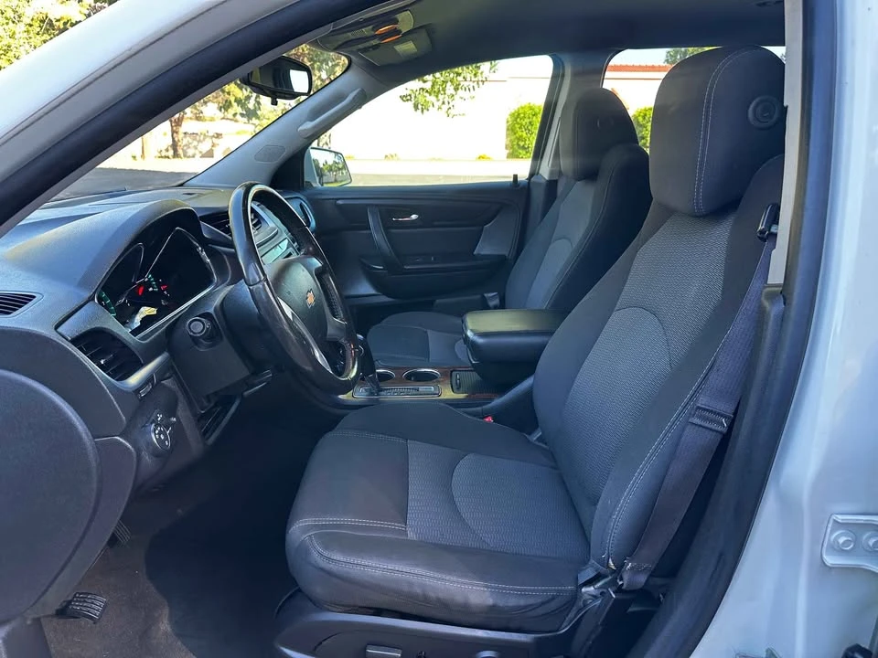 2014 Chevrolet Traverse - Image 10 of 11