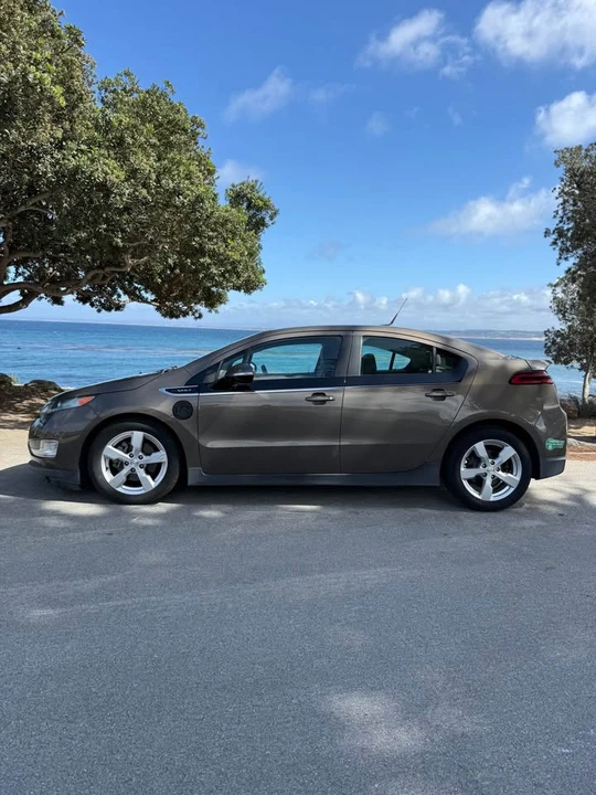 2014 Chevrolet Volt - Image 4 of 12