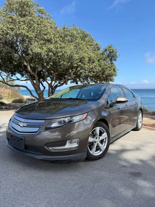 2014 Chevrolet Volt - Image 2 of 12