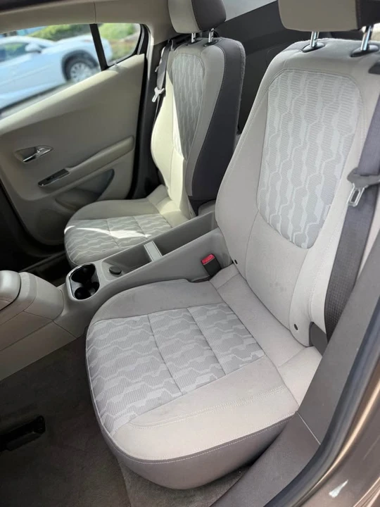 2014 Chevrolet Volt - Image 8 of 12