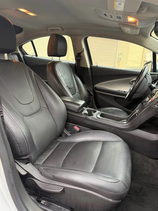 2014 Chevrolet Volt - Image 8 of 14