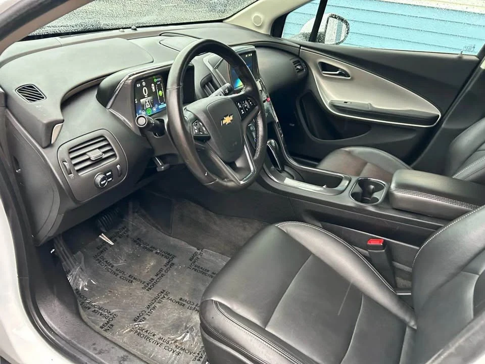 2014 Chevrolet Volt - Image 10 of 13