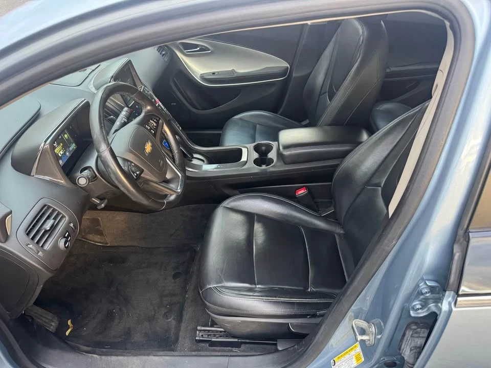 2014 Chevrolet Volt - Image 9 of 17