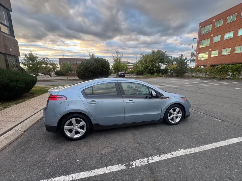 2014 Chevrolet Volt - Image 7 of 17