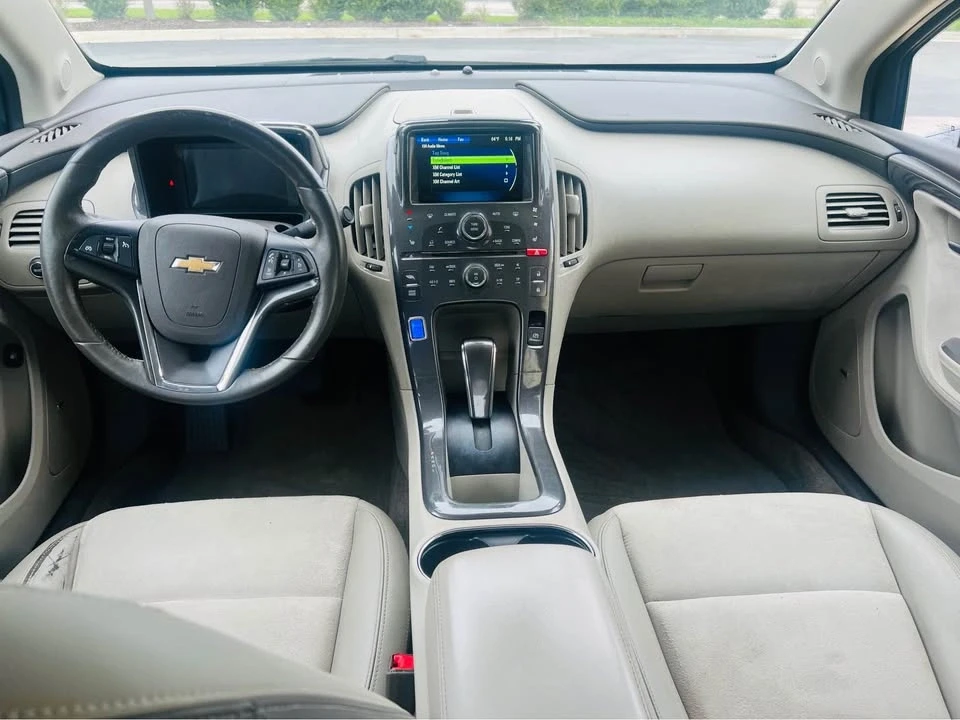 2014 Chevrolet Volt - Image 8 of 10