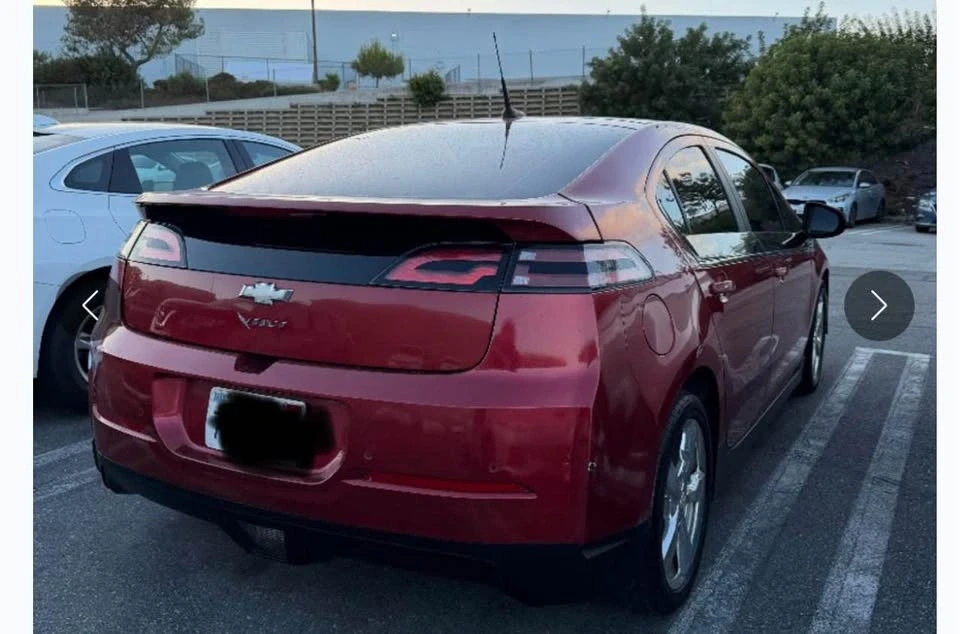 2014 Chevrolet Volt - Image 2 of 3