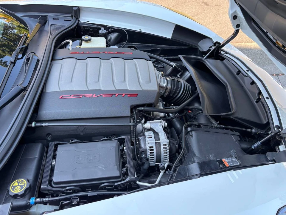 2014 Chevrolet Corvette C7 - Image 15 of 16