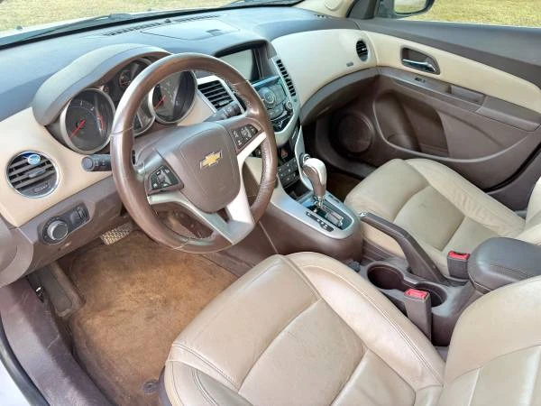 2014 Chevrolet Cruze - Image 2 of 10