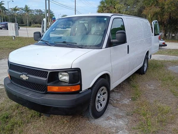 2014 Chevrolet Express - Image 5 of 19
