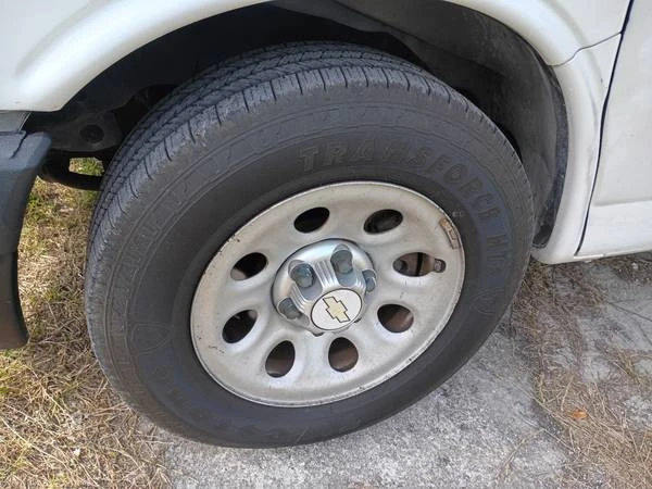 2014 Chevrolet Express - Image 6 of 19