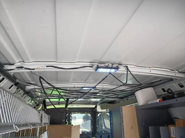 2014 Chevrolet Express - Image 17 of 19
