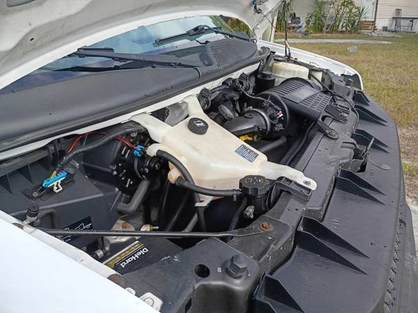 2014 Chevrolet Express - Image 10 of 19