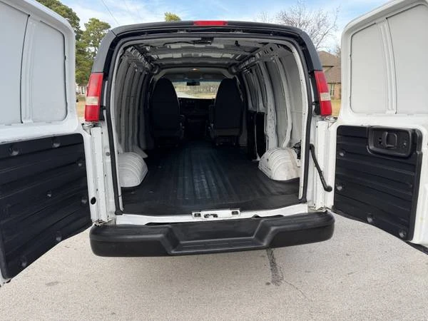 2014 Chevrolet Express - Image 3 of 6