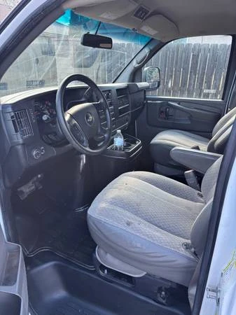 2014 Chevrolet Express - Image 5 of 10