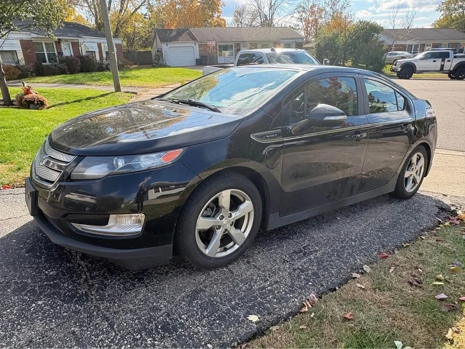 2014 Chevrolet Volt - Image 2 of 9