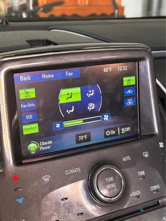 2014 Chevrolet Volt - Image 5 of 9