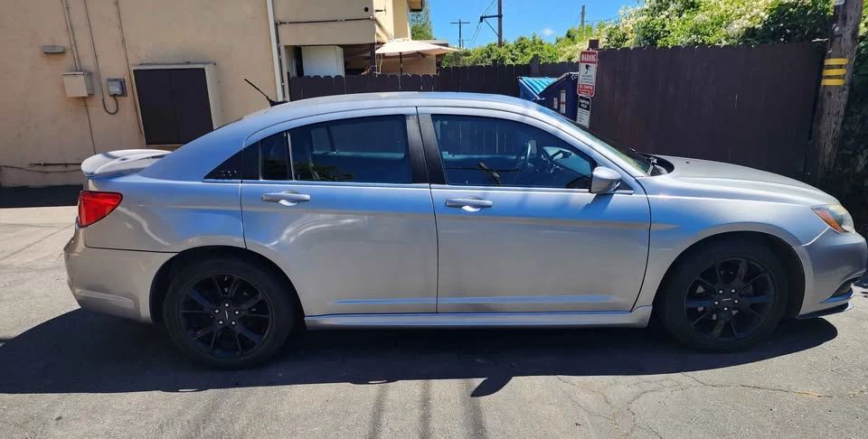 2014 Chrysler 200 - Image 3 of 15