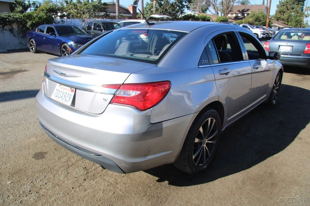 2014 Chrysler 200 - Image 7 of 21