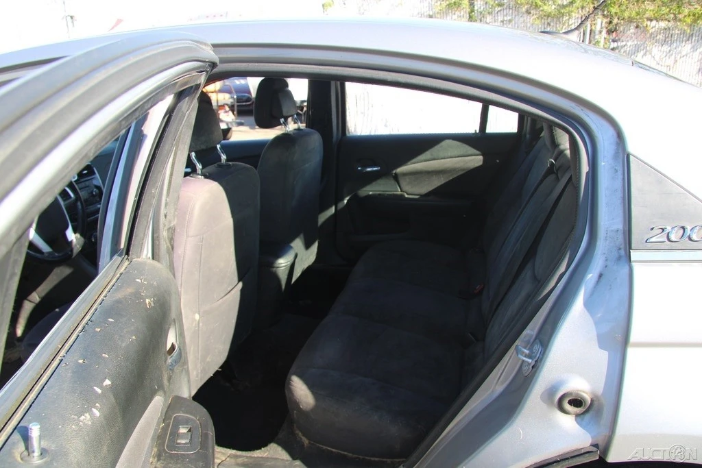 2014 Chrysler 200 - Image 21 of 21