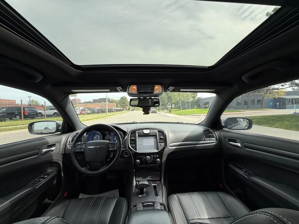 2014 Chrysler 300 (2005-2023) - Image 12 of 21
