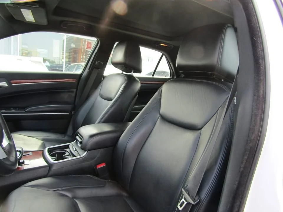 2014 Chrysler 300 (2005-2023) - Image 20 of 20