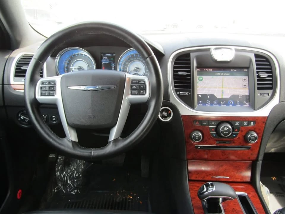 2014 Chrysler 300 (2005-2023) - Image 14 of 20