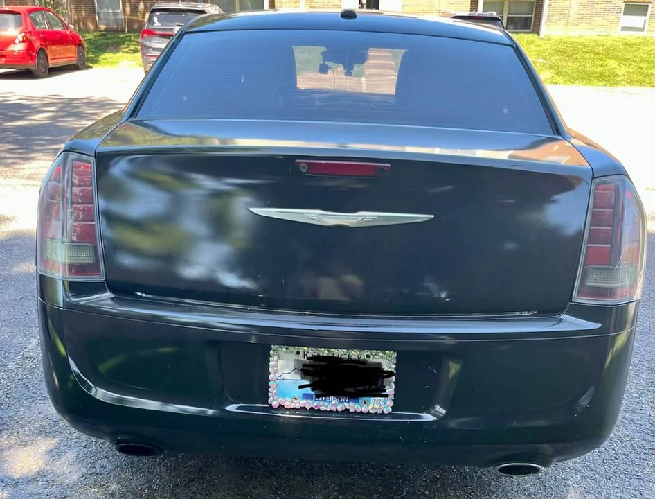 2014 Chrysler 300 (2005-2023) - Image 9 of 9
