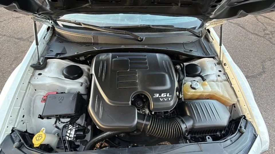2014 Chrysler 300 (2005-2023) - Image 20 of 20