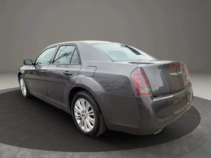 2014 Chrysler 300 (2005-2023) - Image 6 of 12