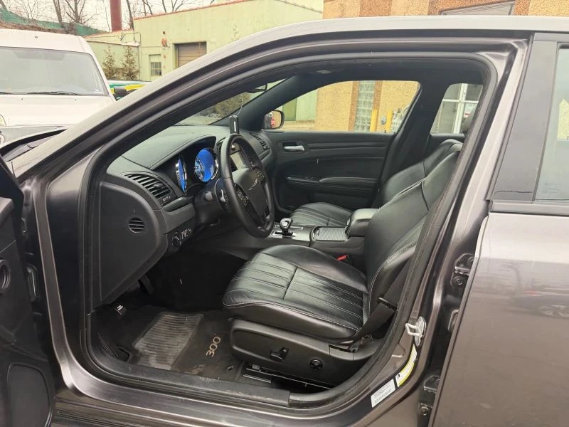 2014 Chrysler 300 (2005-2023) - Image 10 of 12