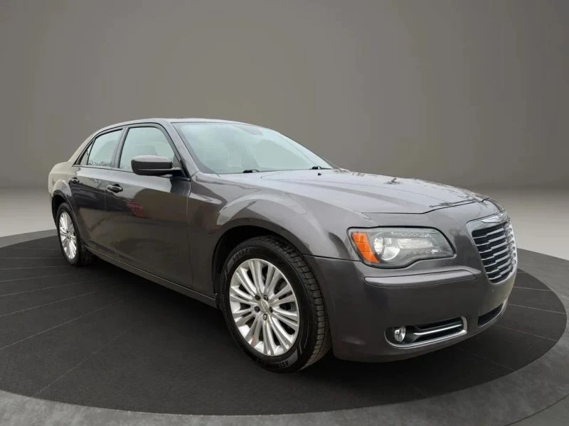 2014 Chrysler 300 (2005-2023) - Image 3 of 12