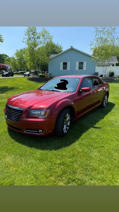 2014 Chrysler 300 (2005-2023) - Image 2 of 9