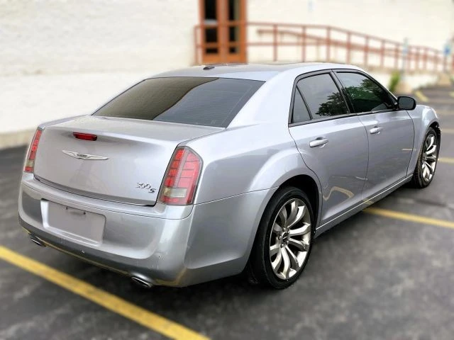 2014 Chrysler 300 (2005-2023) - Image 4 of 6